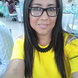 Meet your Posher, Delia